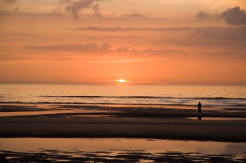 Nationalpark Niedersächsisches Wattenmeer - Sonnenuntergang bei Ebbe